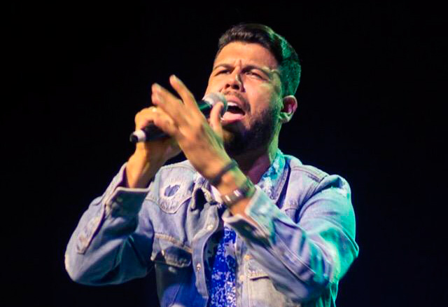 Gabriel Simões canta "This Is Amazing Grace". Assista agora