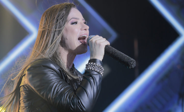 Mineirão vai receber live da cantora Camila Campos