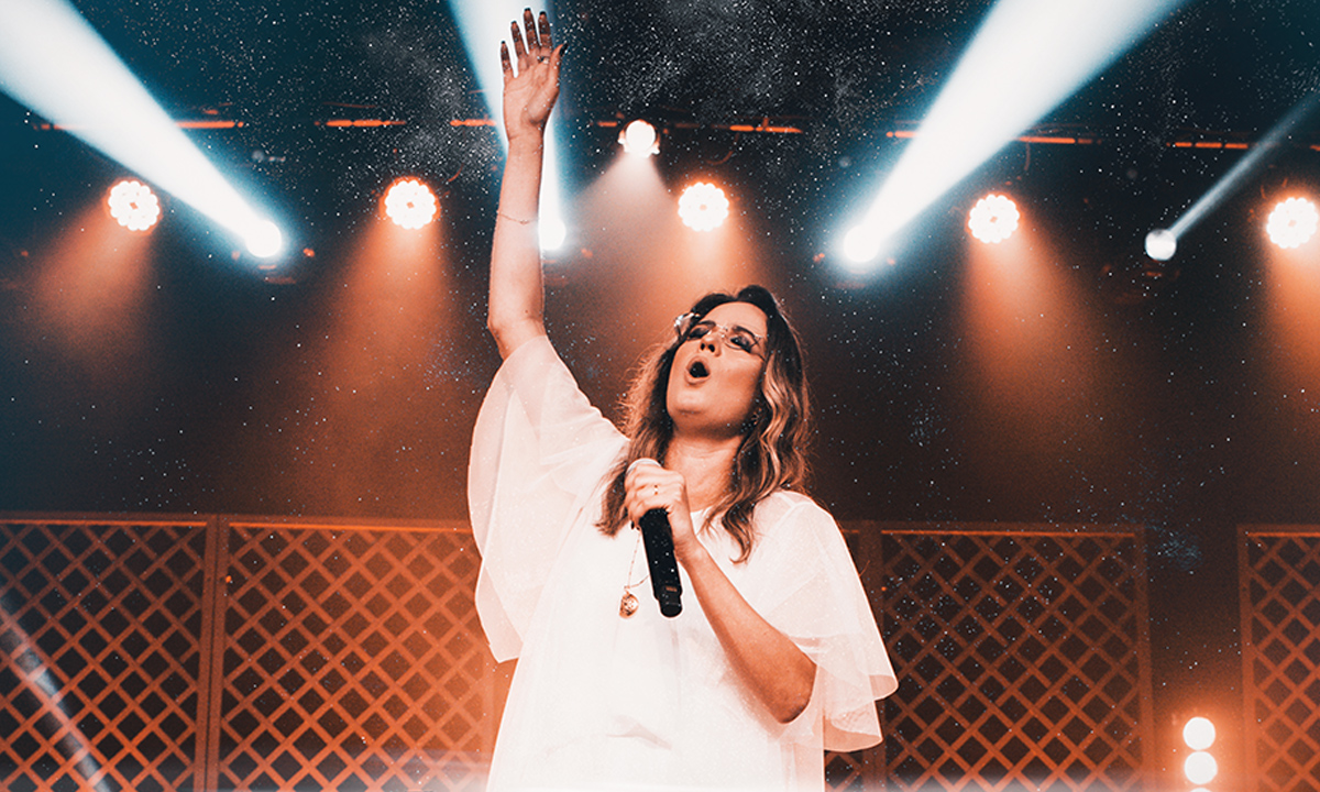 Áquila lança novo single "Ágape"