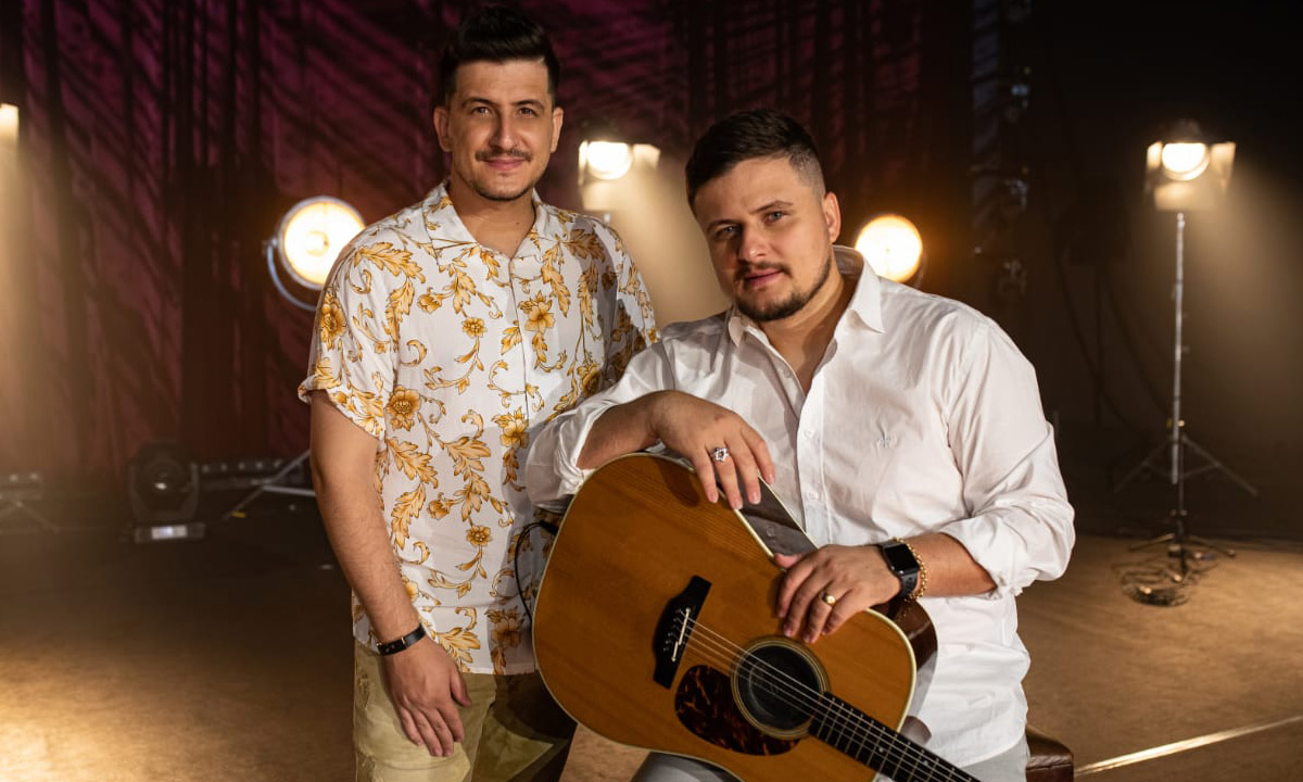 André e Felipe gravam projeto com um estilo mais pop congregacional