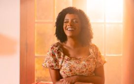 Kemilly Santos lança o álbum "Plano Original"