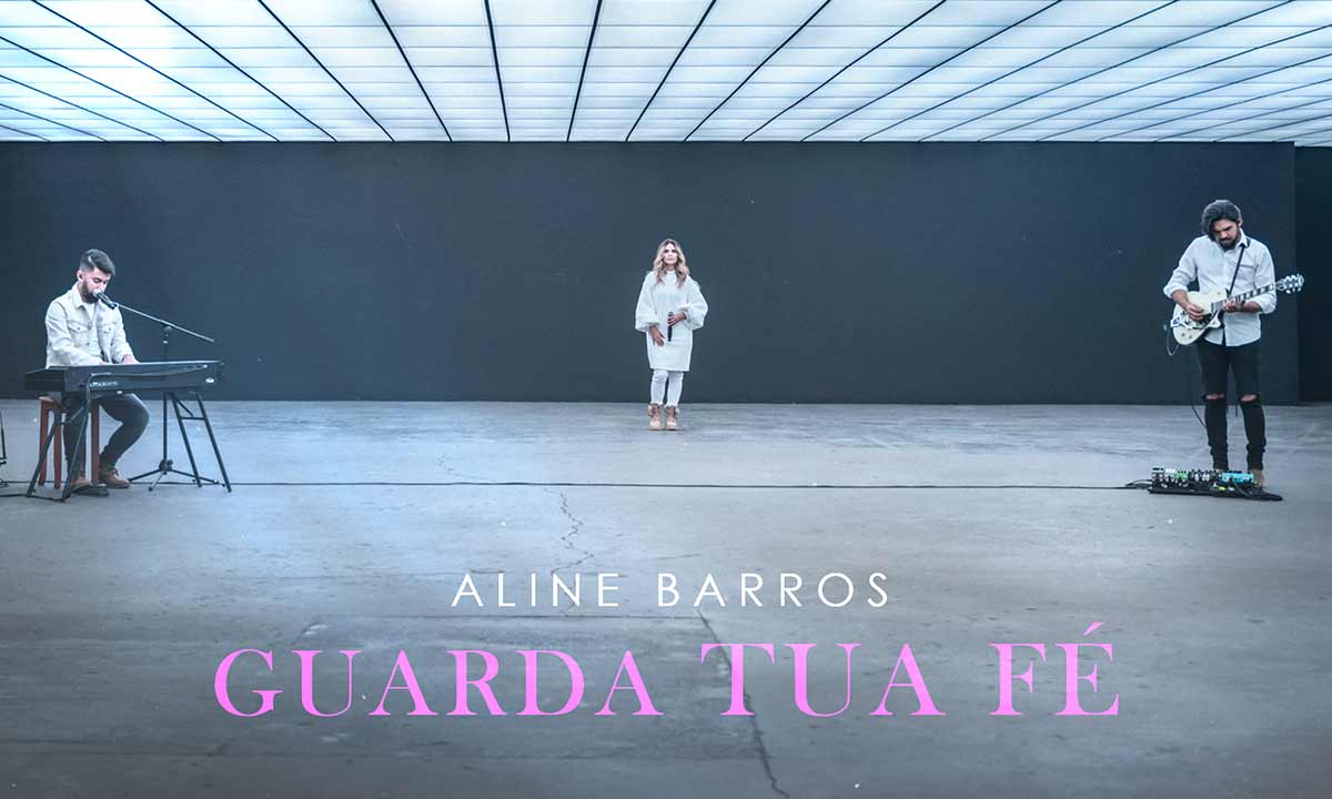 Aline Barros comemora 30 anos de carreira com projeto grandioso; primeiro single é a releitura de “Guarda Tua Fé”