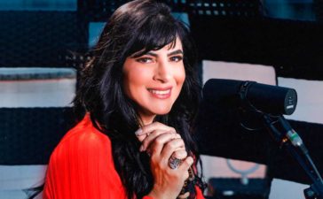 Fernanda Brum celebra lançamento do álbum “Em Casa”