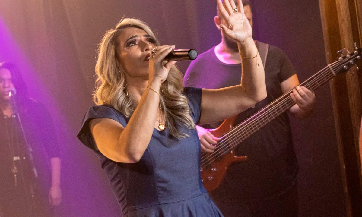 Sandra Marques grava EP "Por Amor" ao vivo neste sábado